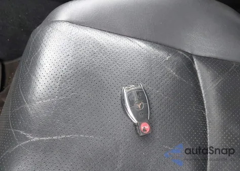 2003 Mercedes-Benz C 240 z USA, uszkodzony, nr VIN WDBRF81J53F377709